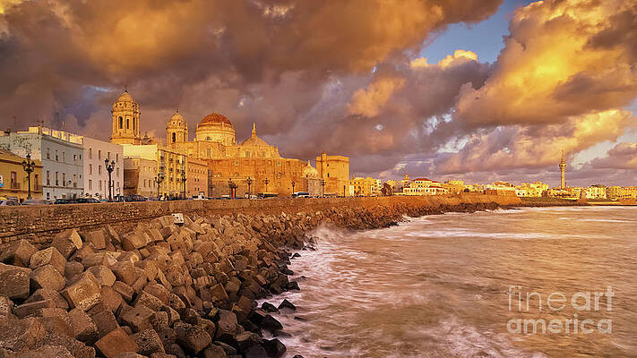Skyline from Campo del Sur Cadiz Spain by Pablo Avanzini Skyline from Campo del Sur Cadiz Spain by Pablo Avanzini
